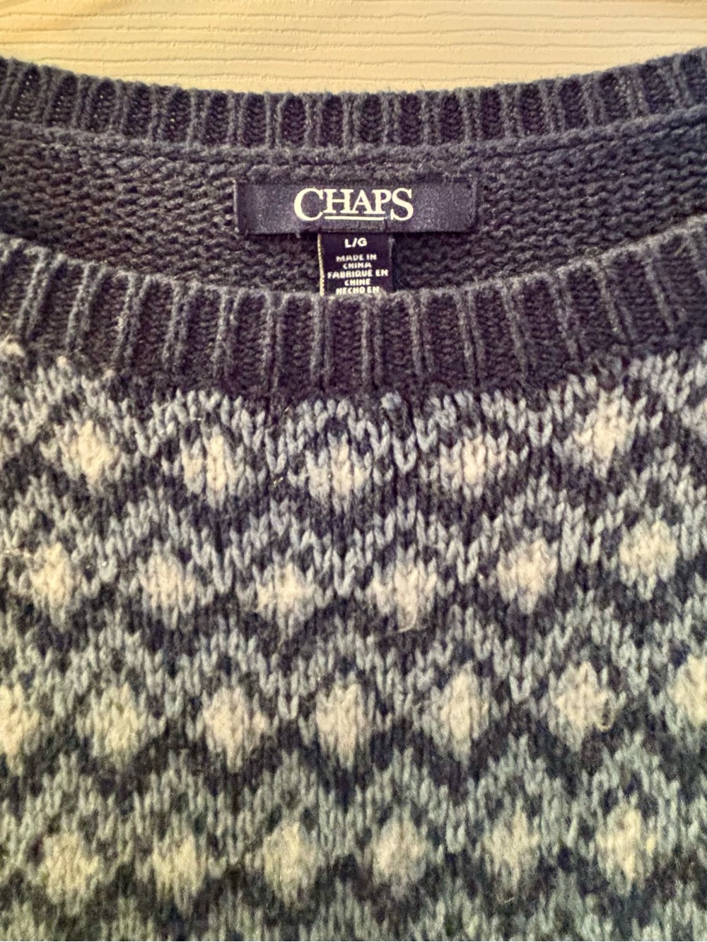 Chaps women’s Navy and Light Gray Geometric Crewneck Sweater